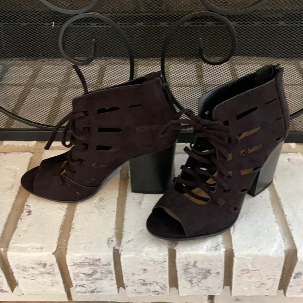Booties/sandals